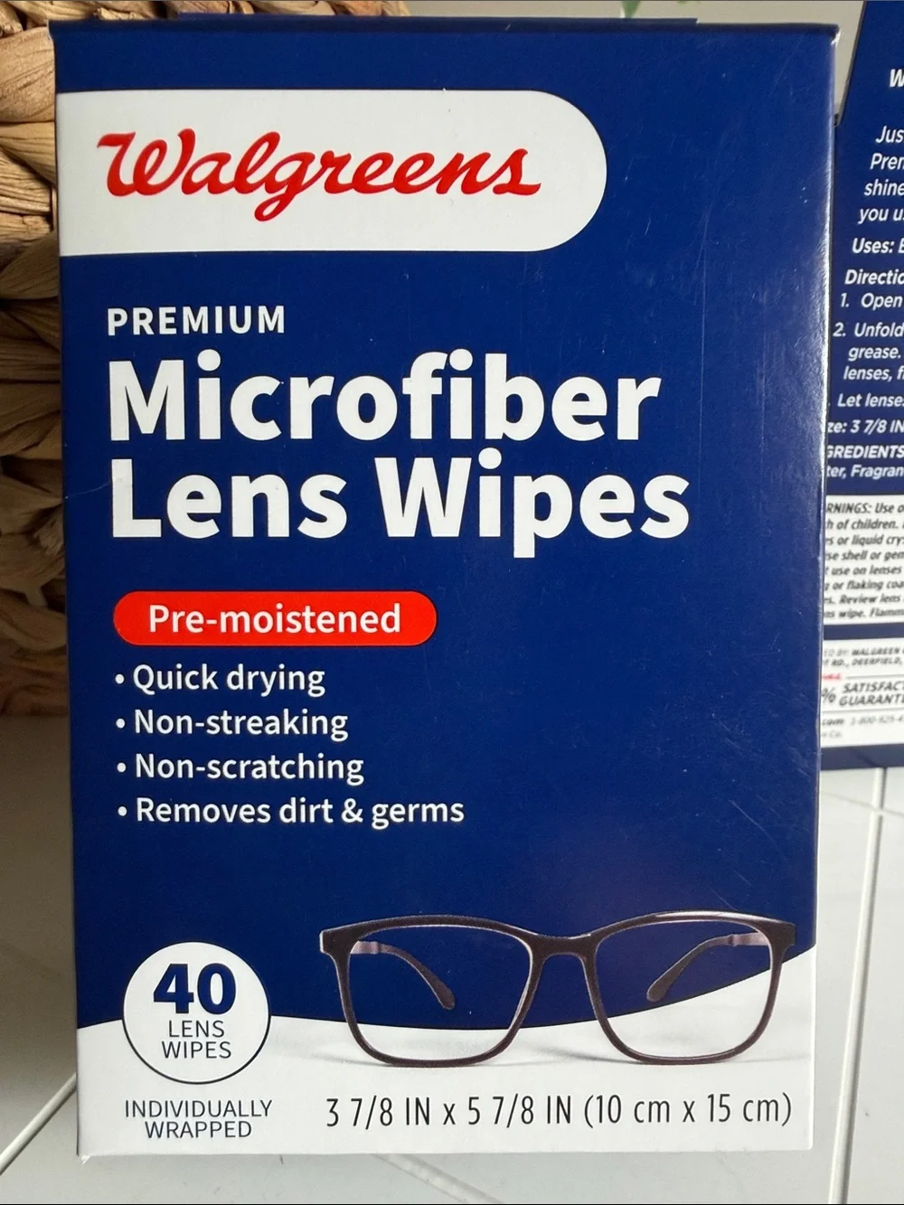 Walgreens Premium Microfiber Lens Wipes  Set of 2. (40 wipes per box)